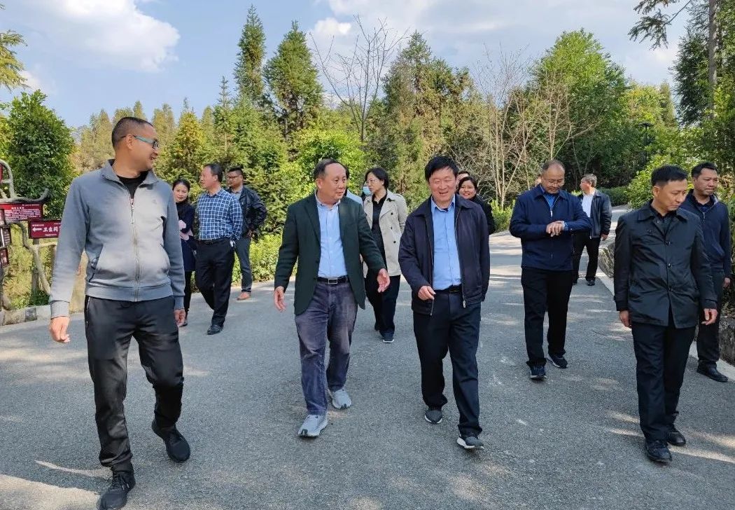 省人大常委会调研组到临翔区开展地方志立法调研