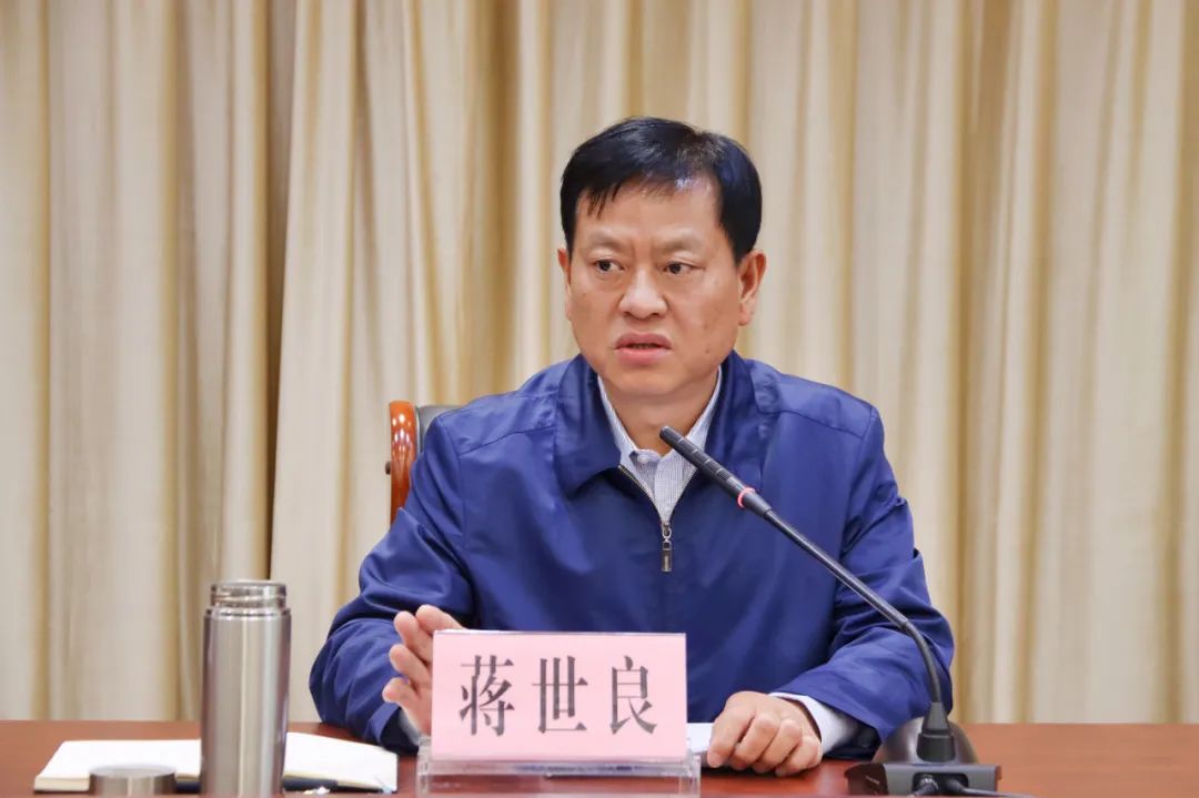 区委农村工作会议强调：强化党建引领 高质量推进“三农”工作