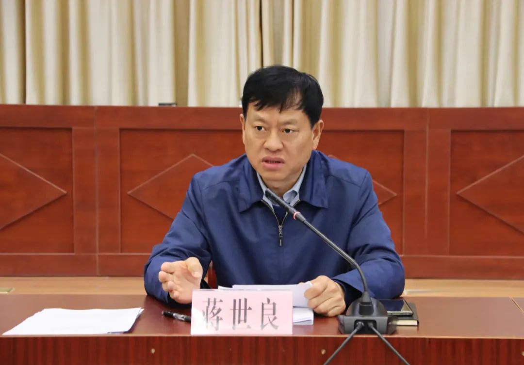 五届区委常委会第93次会议召开