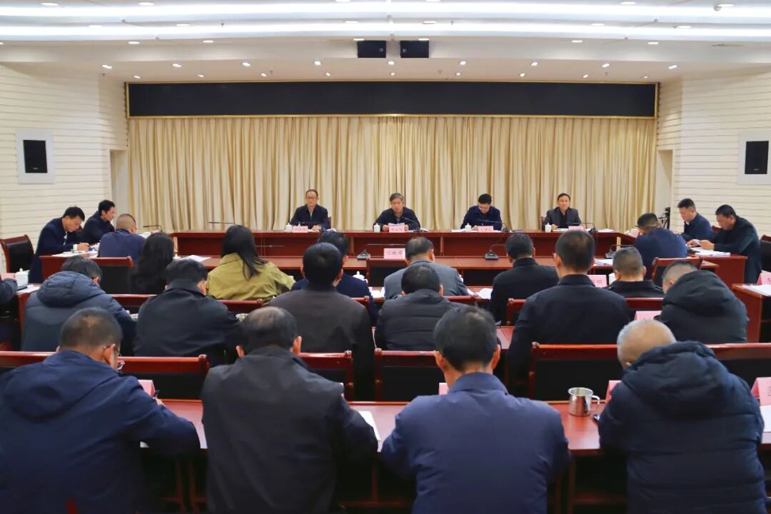 五届区委常委会召开第157次会议